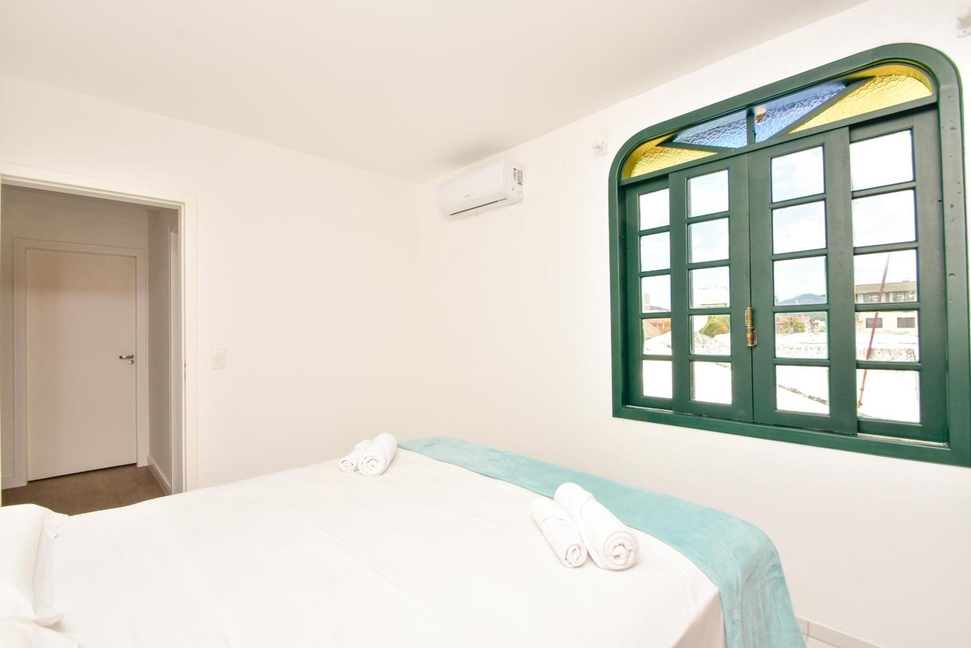 Cobertura Duplex 300m Da Praia, Canasvieiras N693 Apartamento *